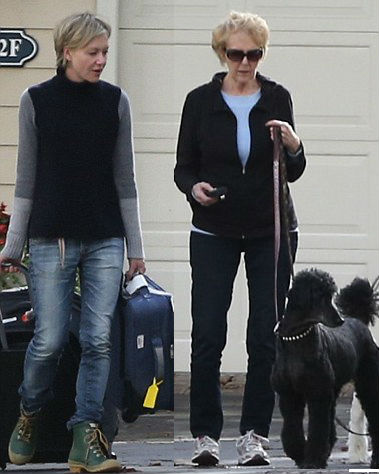 Portia de Rossi with mother Margaret Rogers