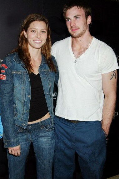 Jessica Biel & Chris Evans