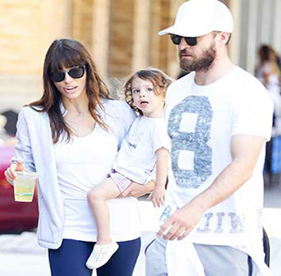 Justin with son Silas, wife Jessica Biel