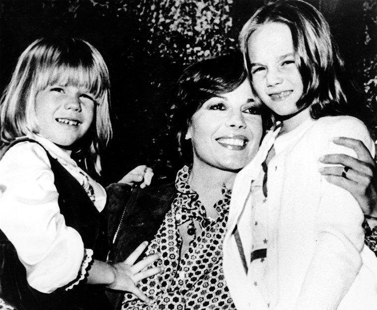 Natalie Wood with Daughters- Courtney & Natasha